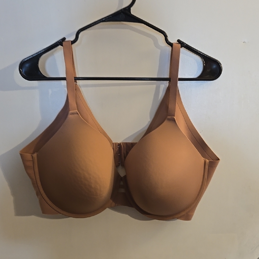 Seamless Tan Bra